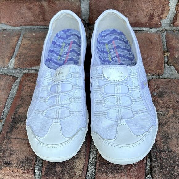 Sketchers White Relaxed Fit Memory Foam - Picture 3 of 7